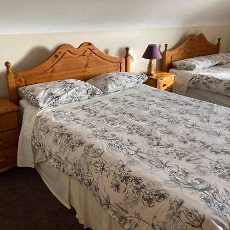 キルローナン ラダーク ナ キーバ B ＆ B Bed & Breakfast エクステリア 写真